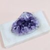 Ametyst Brazylijski Szczotka Leżąca: Kamień na Spokój i Medytację 277 g (9 × 6,5 cm), nr 32 4 ametyst szczotka nr 32 z góry
