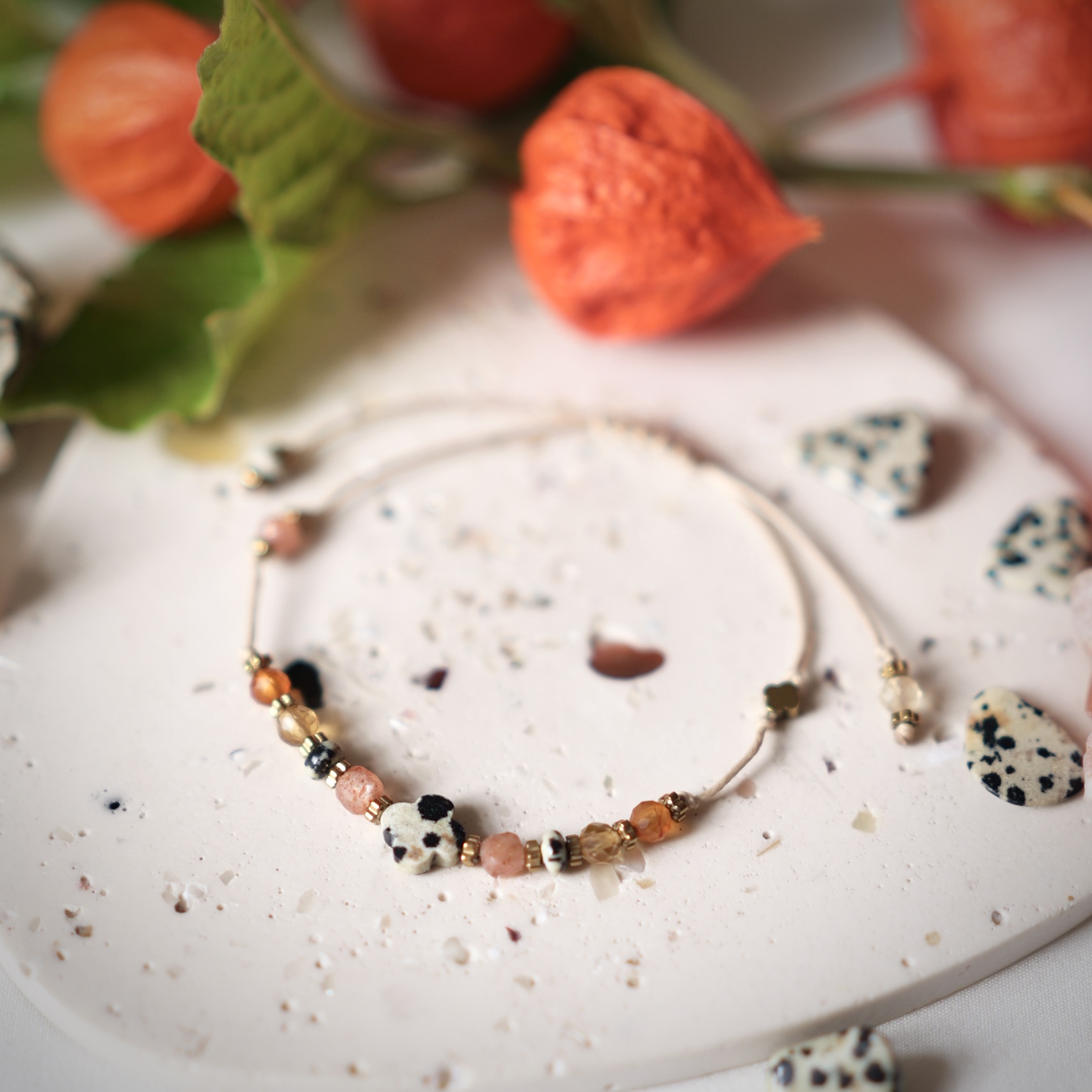 Strona główna 21 Minimalistyczna bransoletka z jaspisem dalmatyńskim, cytrynem i karneolem, Amulet Szczęśliwego Życia cała