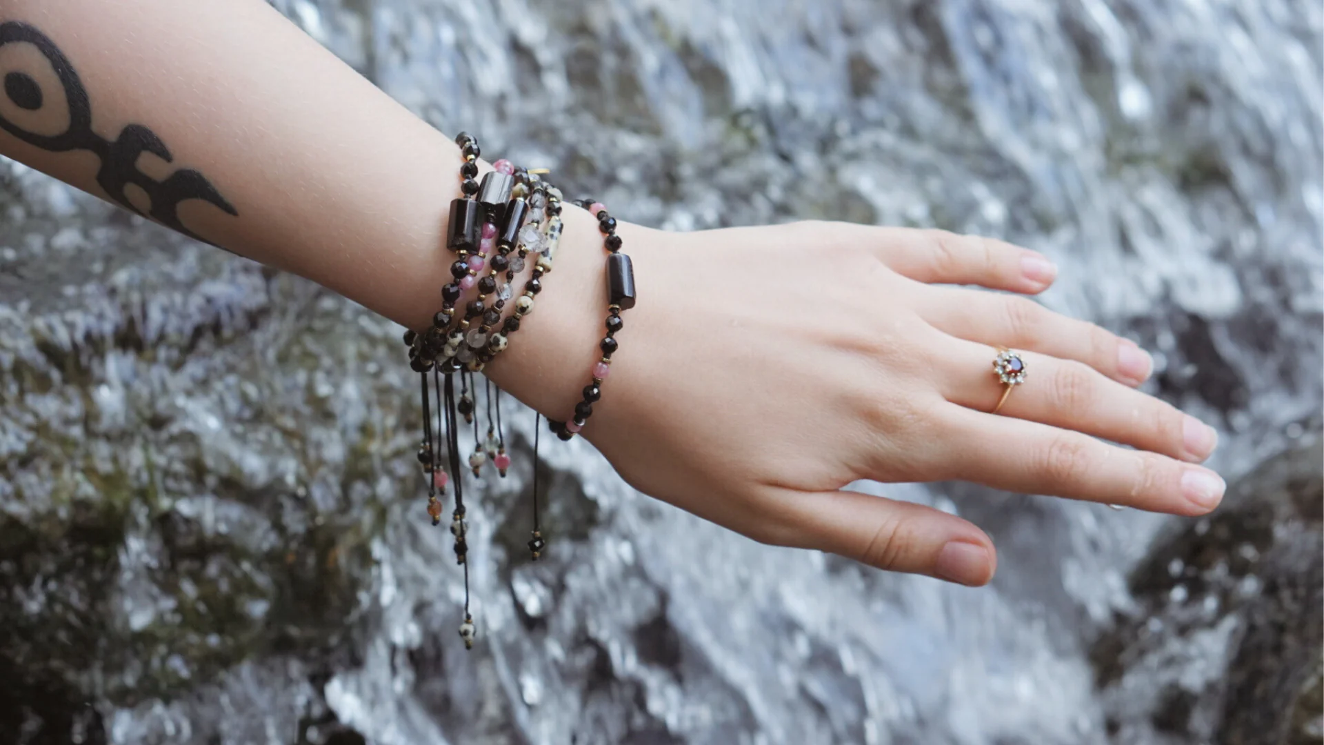 Jak dbać o biżuterię z kamieni naturalnych 2 Jak dbać o biżuterię z kamieni naturalnych