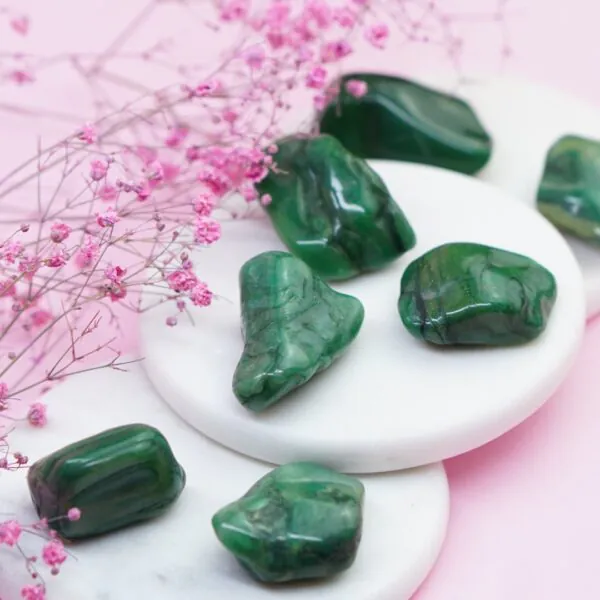 Jadeit Budda Stone poleorwany