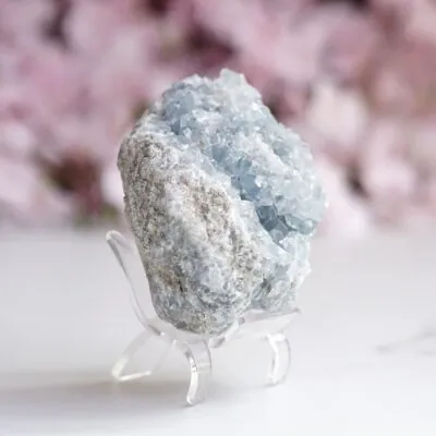 celestyn okaz nr 3 pokazany z boku